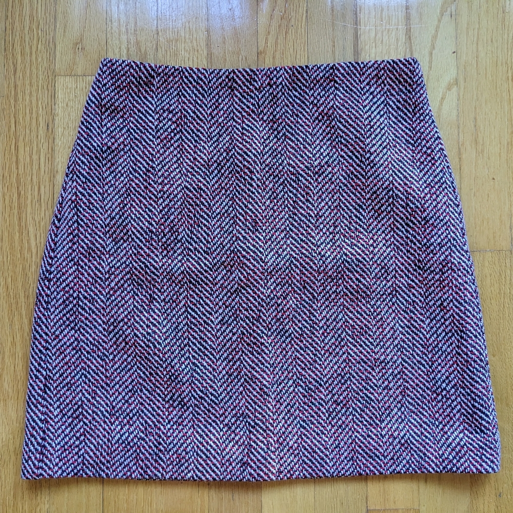 Loft Skirt Size 4P NWT